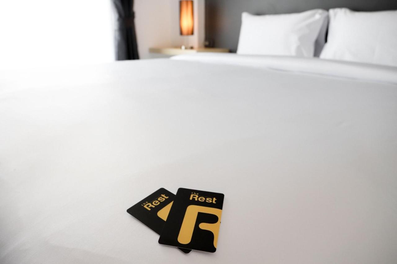 The Rest Hotel - ประจวบ Prachuap Khiri Khan Bagian luar foto